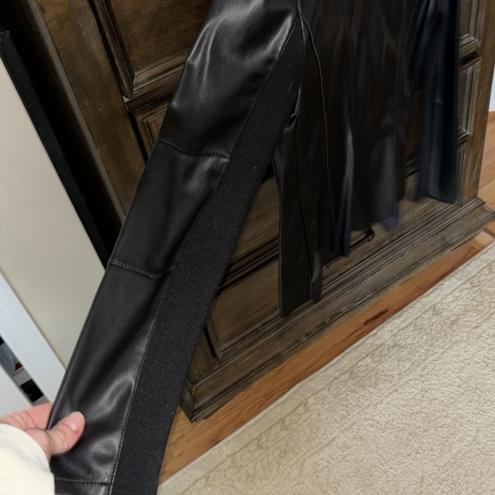 Leather like jacket - Picture 4 of 7